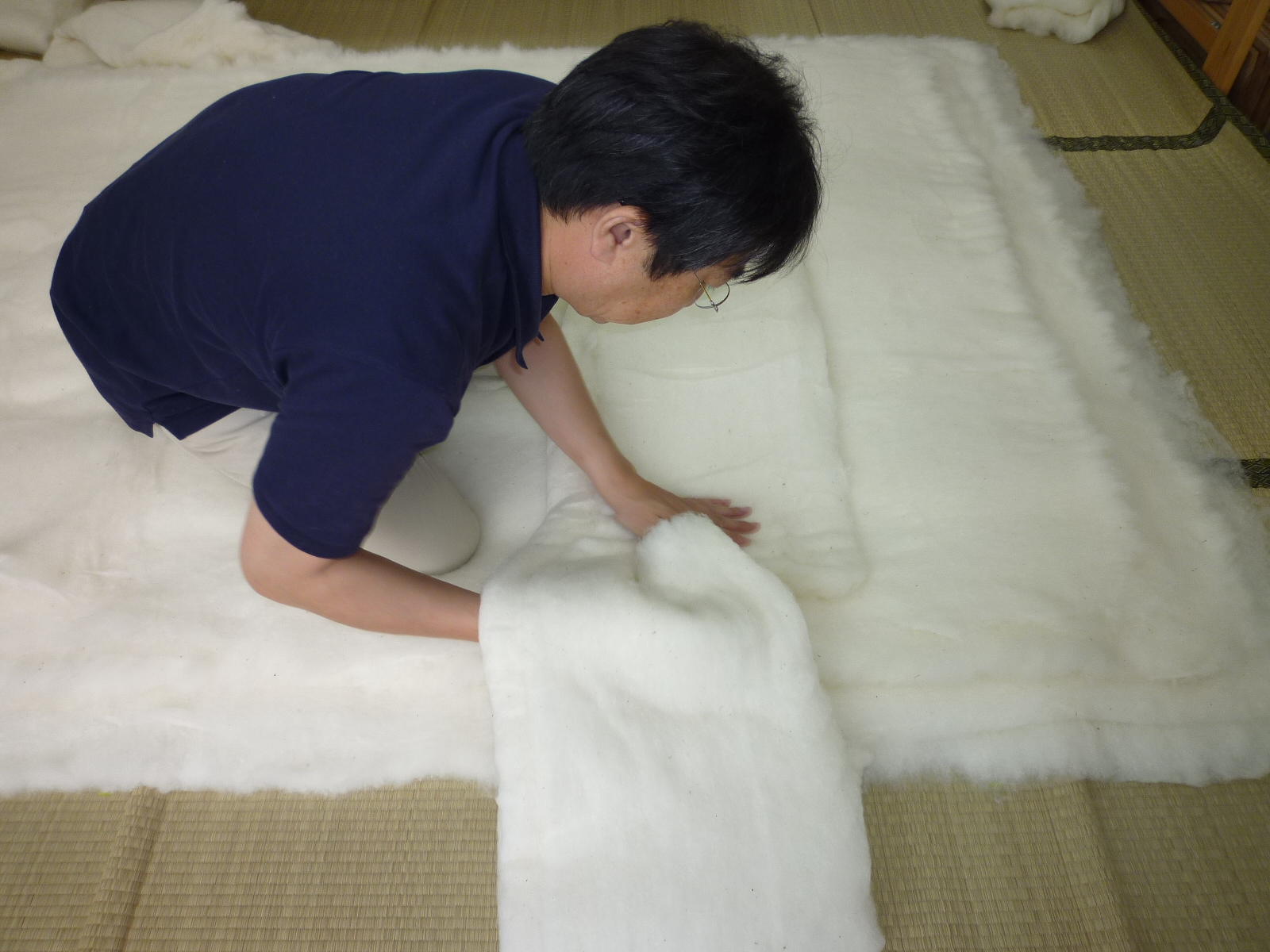 １級寝具製作技能士のいる店「布団屋しばた」が昔ながらの木綿わた布団を１枚ずつ丁寧に作らせて頂きます。//岡山県瀬戸内市